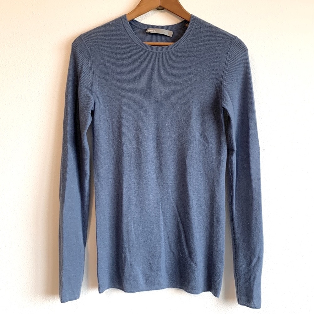 ♻️DONATING SOON♻️ Vince Blue Cashmere Sweater